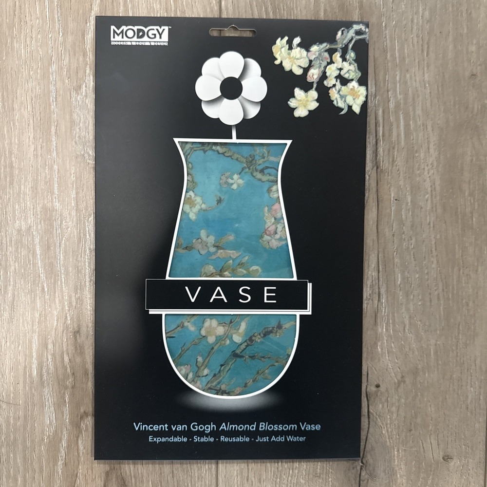 MODGY Expandable Flower Vase Plastic Decorative Van Gogh Almond Blossom  66200‎